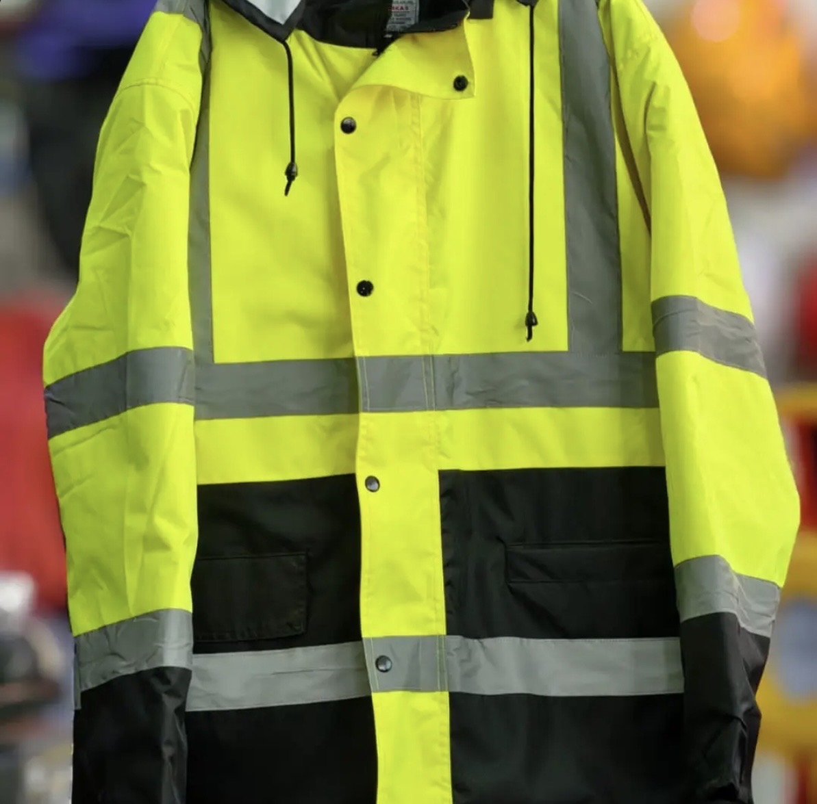 Industrial Workwear & High-Visibility Apparel